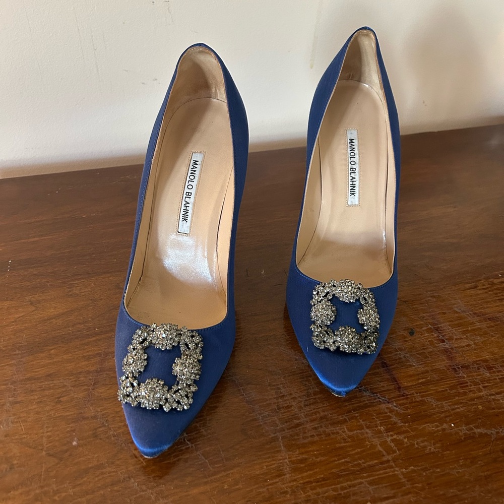Manolo Blahnik Blue Heels with Silver Embellishments - Picture 5 of 6